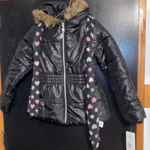 Girls black puffy coat